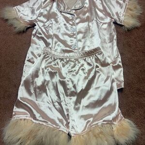 Luxurious Satin Sleepwear Set with Faux Fur Trim for girls size 7